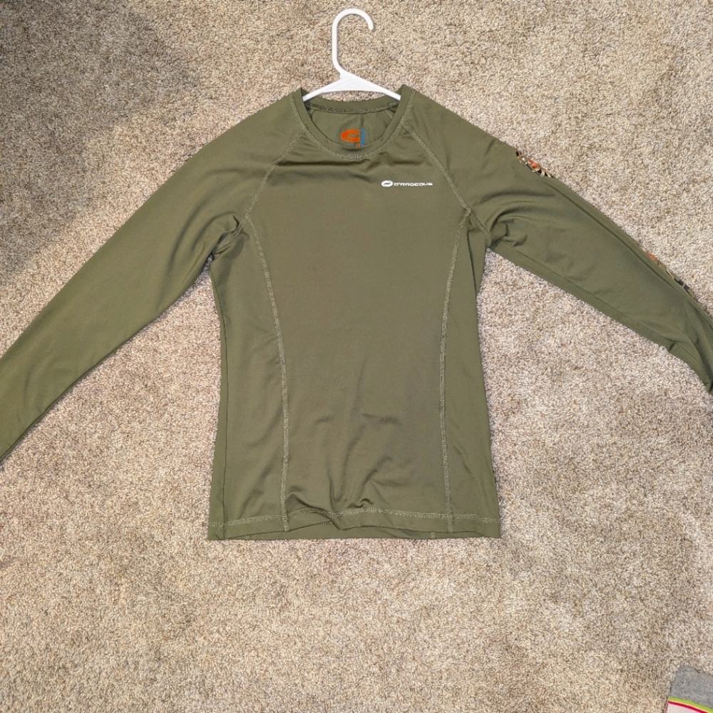 O'rangeous Long sleeve rash guard/swim shirt